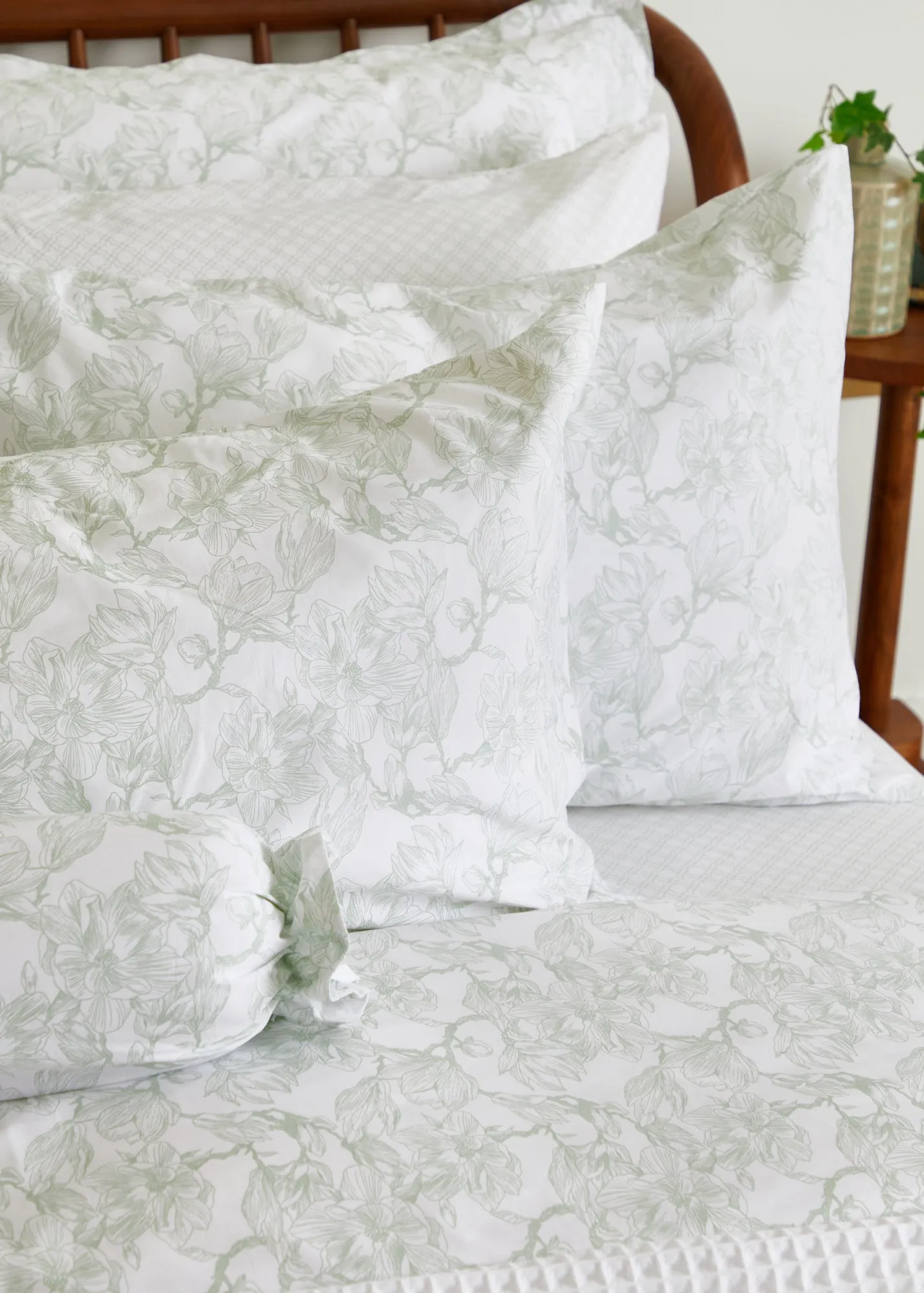 Foxford Sage Magnolia Duvet Set