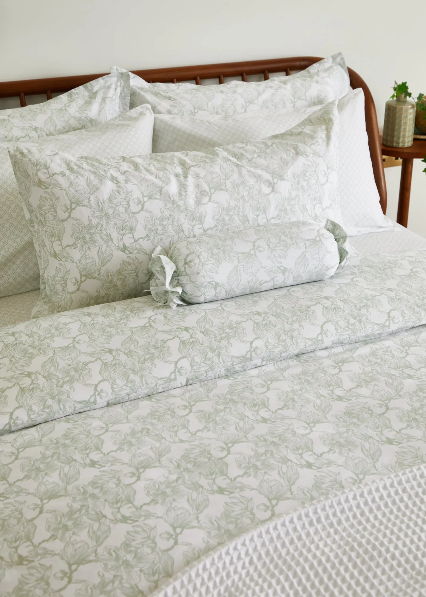 Foxford Sage Magnolia Duvet Set