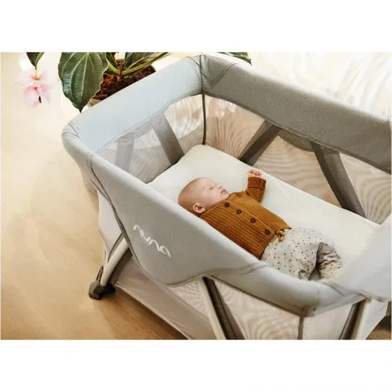 Nuna - Sena Aire (Zip on bassinet) - Frost